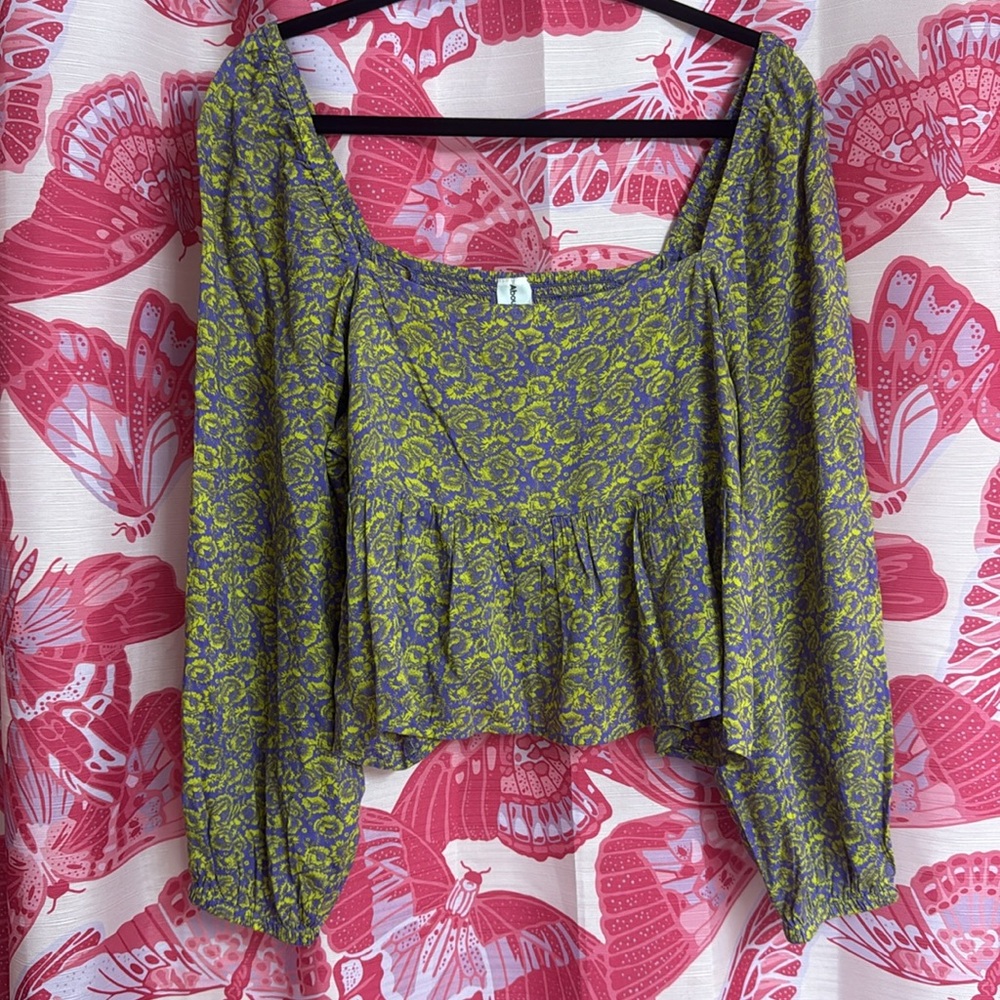 Abound Blouse - Picture 3 of 6